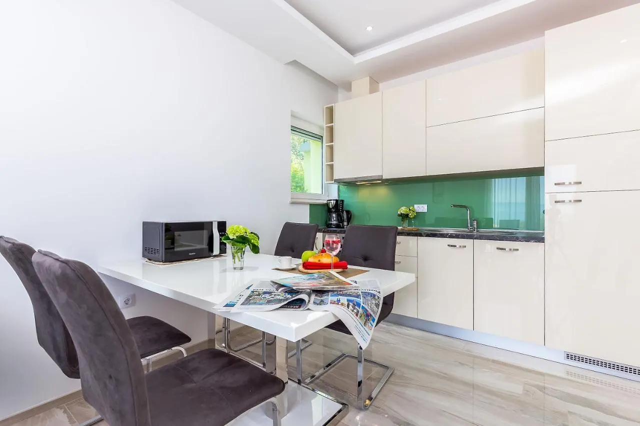 Luxury Apartments Kostrena With Pool 2 克罗地亚