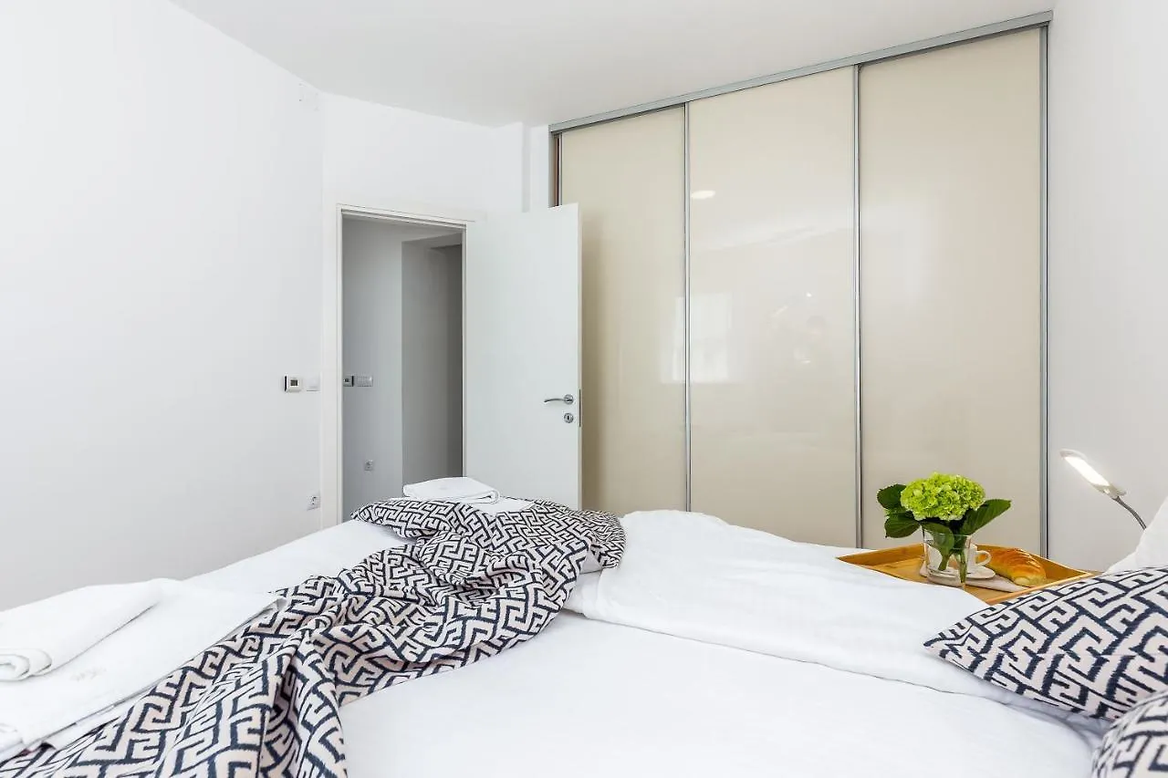 Luxury Apartments Kostrena With Pool 2 0*,